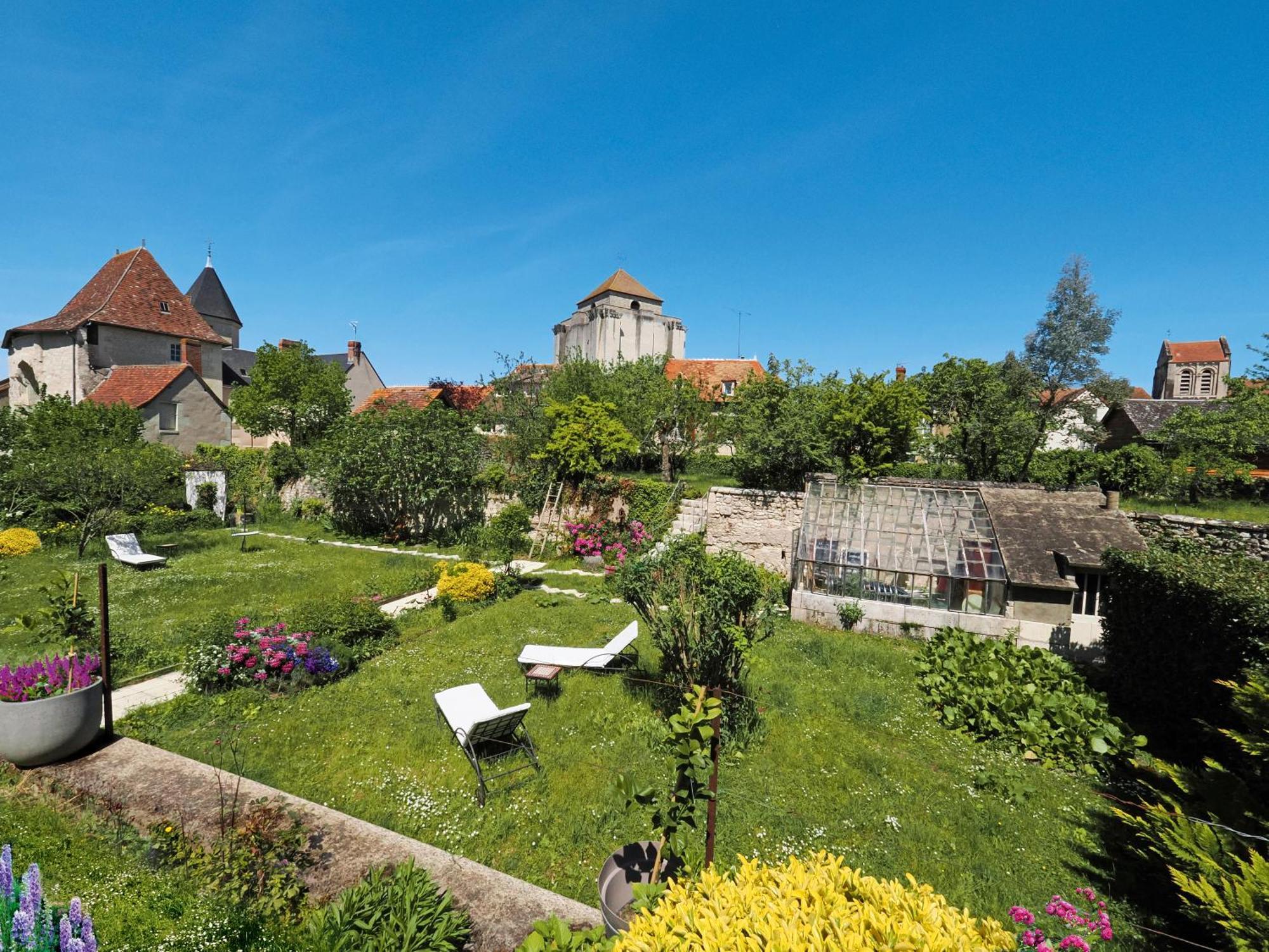 Le Jardin Des Lys - Chambre D'Hote Ou Appartement La Roche-Posay Luaran gambar
