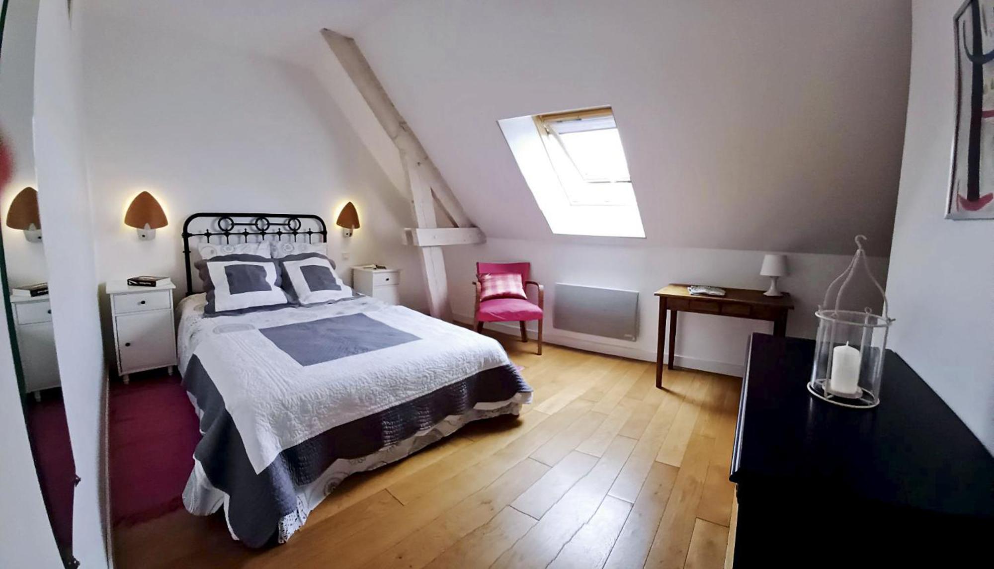 Le Jardin Des Lys - Chambre D'Hote Ou Appartement La Roche-Posay Bilik gambar